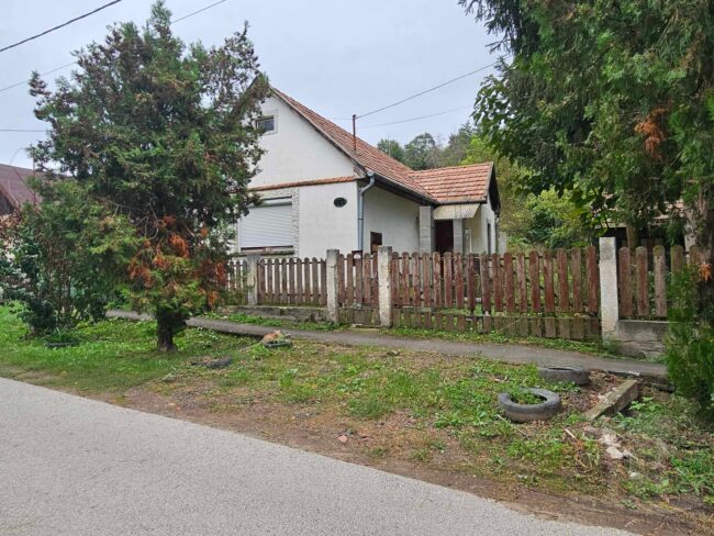 Ecséd - Eladó családi ház