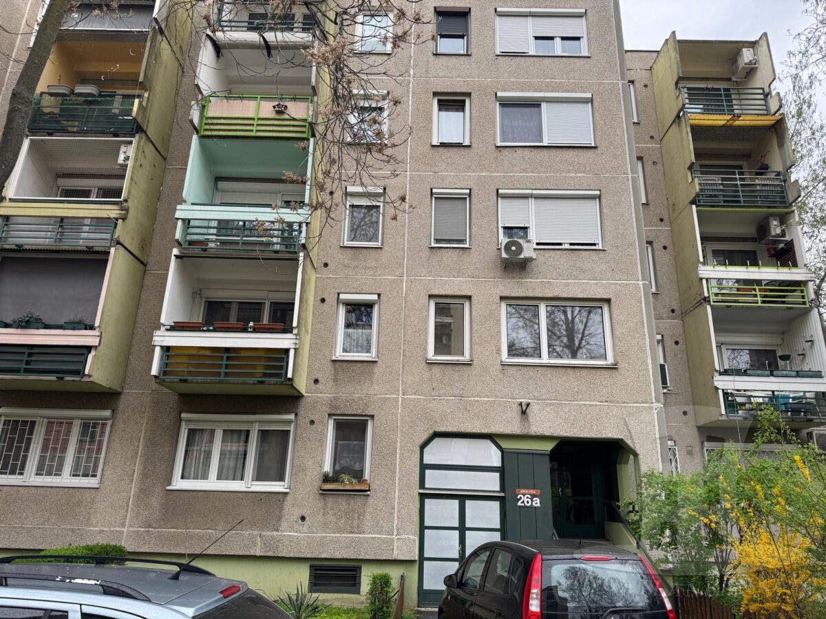 Budapest XIX. kerület, Jókai utca – Eladó panel lakás – 54 m², 1 + 2 fél szoba