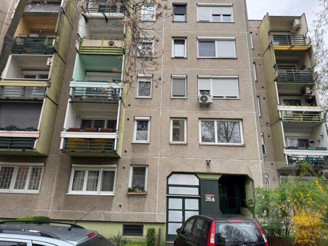 Budapest XIX. kerület, Jókai utca - Eladó panel lakás - 54 m², 1 + 2 fél szoba
