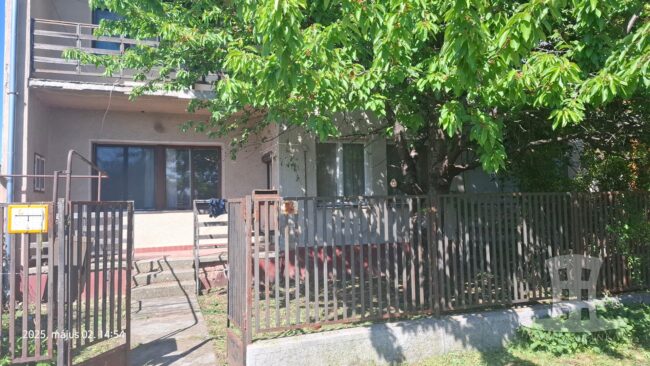 Mezőtúr - Eladó ikerház